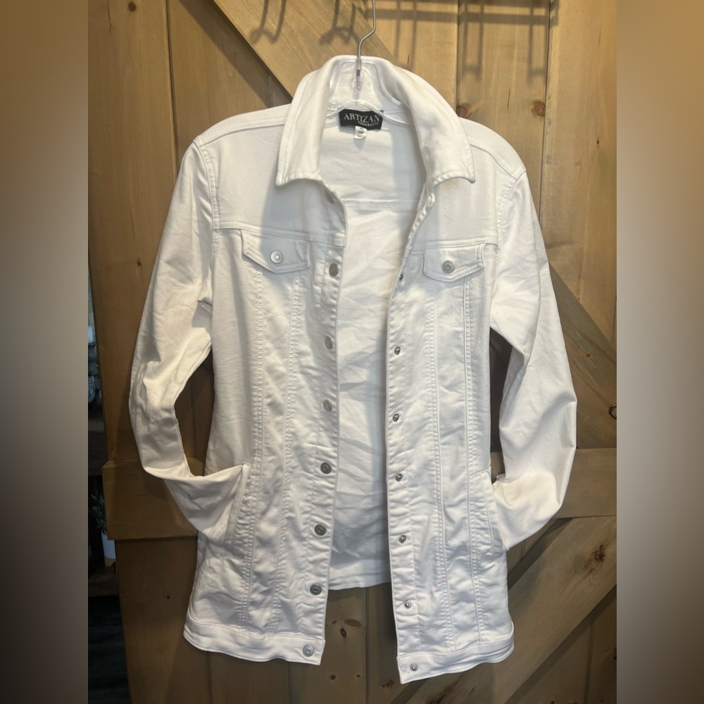 ARTIZAN by Robin Barré long white stretch denim jacket in size small/medium.